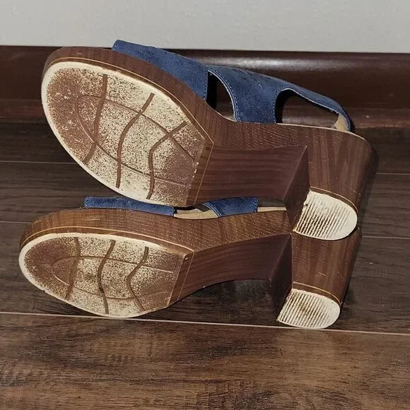 Whitemt. Blue Heels size 8.5 - Picture 6 of 6